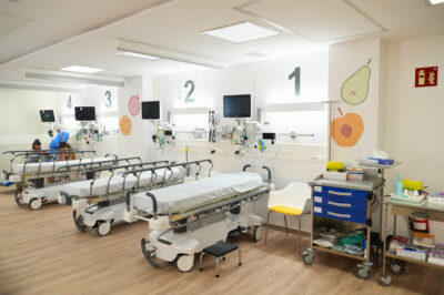 hjoan23's tweet photo. 🏥L’Hospital Universitari Joan XXIII de Tarragona inaugura l’Hospital de Dia Pediàtric! 👶👧
Una nova unitat per a infants i adolescents amb malalties complexes que evita ingressos i ofereix atenció personalitzada. 🏥💙
➕info: https://t.co/qroFuGEvlk
#Salut #Pediatria @icscat https://t.co/LtiCxXkAAW