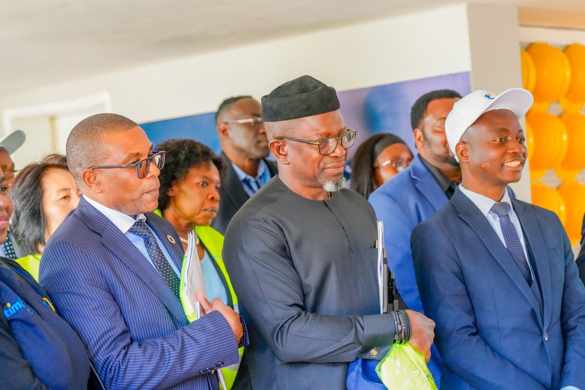 mznaab's tweet image. 🇿🇲 Zambia’s youth, culture & resources are fueling inclusive growth.
Engaging with @timbuktooAfrica’s #MineTech Cohort, Min. Hon. @HonElvisNkandu (@MYSA_23) and Tourism Min. Hon. @SikumbaRodney reflects Zambia’s drive for innovation & transformation.
@UNDPAfrica & @UNDPZambia…
