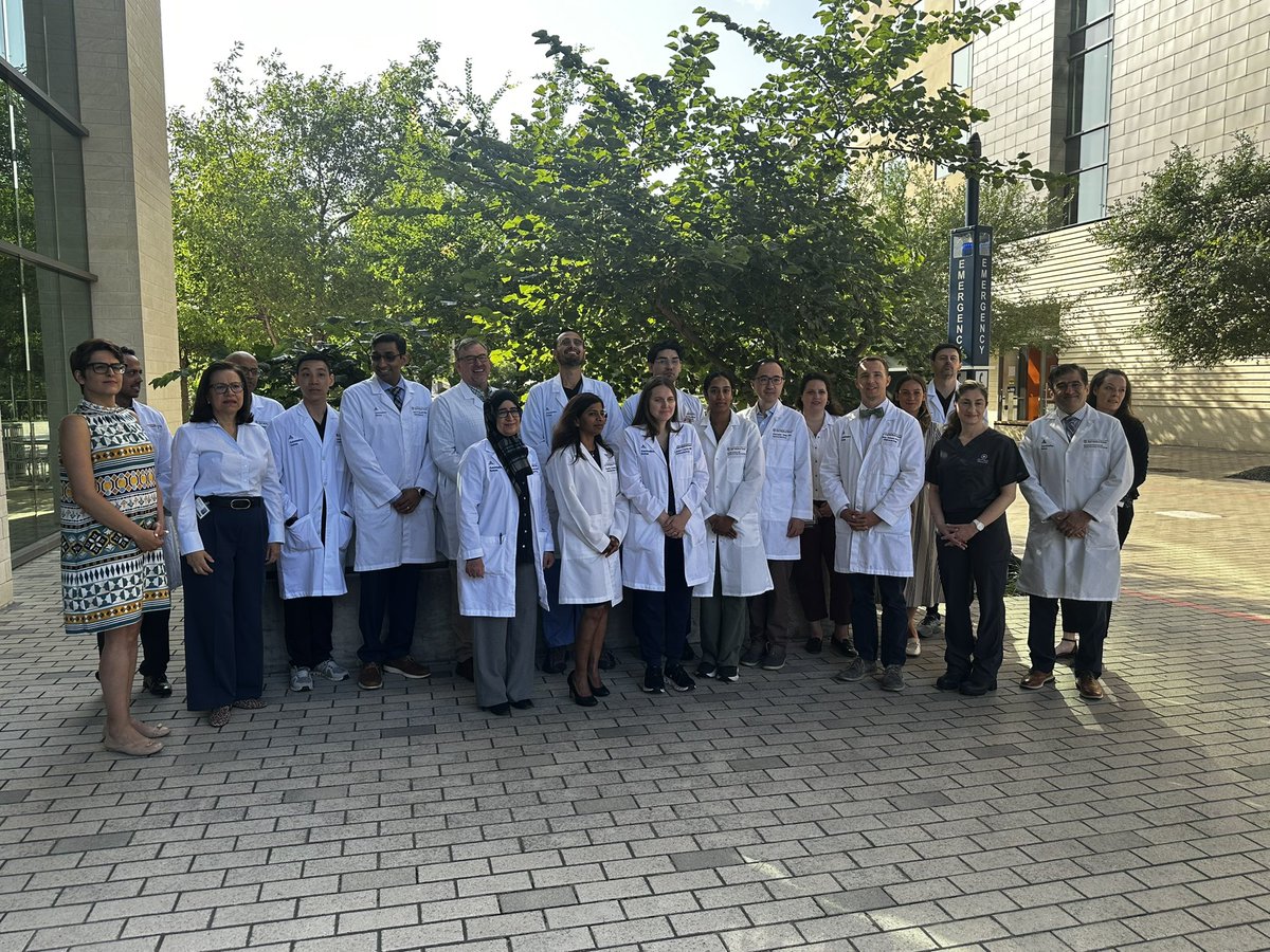 PaulYKwo's tweet image. Great visit at UT Austin for Edgar Achkar visiting professor with Deepak Agrawal and David Tang. and the entire GI Division
Great program that continues to grow across all missions. You have much to be proud of!@DellMedIntMed @AmCollegeGastro