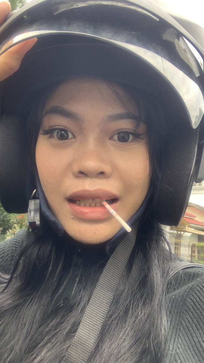 xendara delaney lilith tweet media