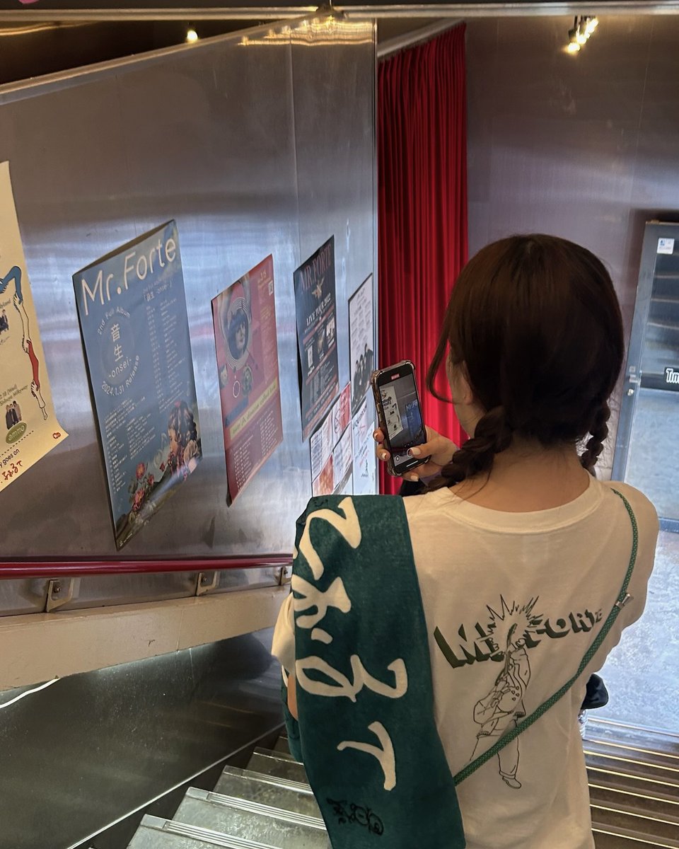 E04Shu's tweet photo. 2025.06.18
ピリオドの向こうへツアー📍東京

8年間ありがとう.
ラストライブ涙止まらなかったけど本当に楽しかった！！！

ふぉるてに出会えて良かった！！
この先もずっとだいすきだよ😭✨ https://t.co/9Tx0TY7o41