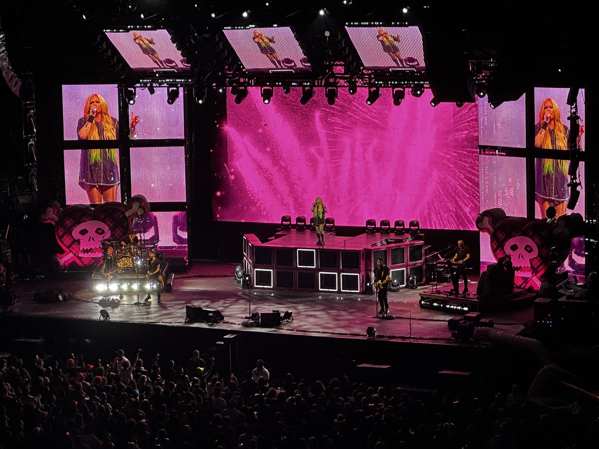 Steven Le tweet media