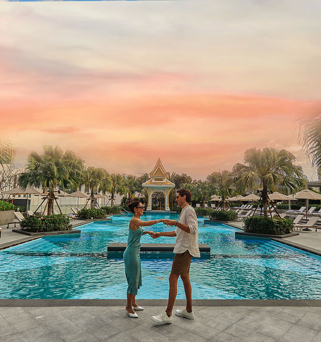 aussiegateway's tweet image. See the myriad colours of the Bangkok sunset for yourself at the Chatrium Grand Bangkok, a place to make memories unforgettable.

&amp;gt;&amp;gt;&amp;gt;bit.ly/4i9scwp

#ChatriumGrandBangkok #HotelsNearSiamParagonBangkok