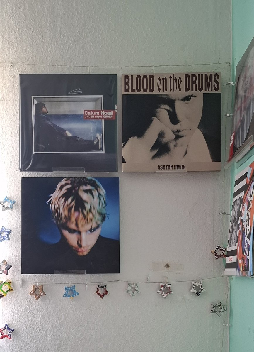 Micky7412's tweet photo. 3/4 solo projects from 5sos , can't wait to have finally Michael's vinyl. This like find the infinity stones .
#5sos #5secondsofsummer #soloalbum #soloprojects #5sosfam #calum5sos #ashton5sos #luke5sos #michael5sos https://t.co/LxzVq8cMov