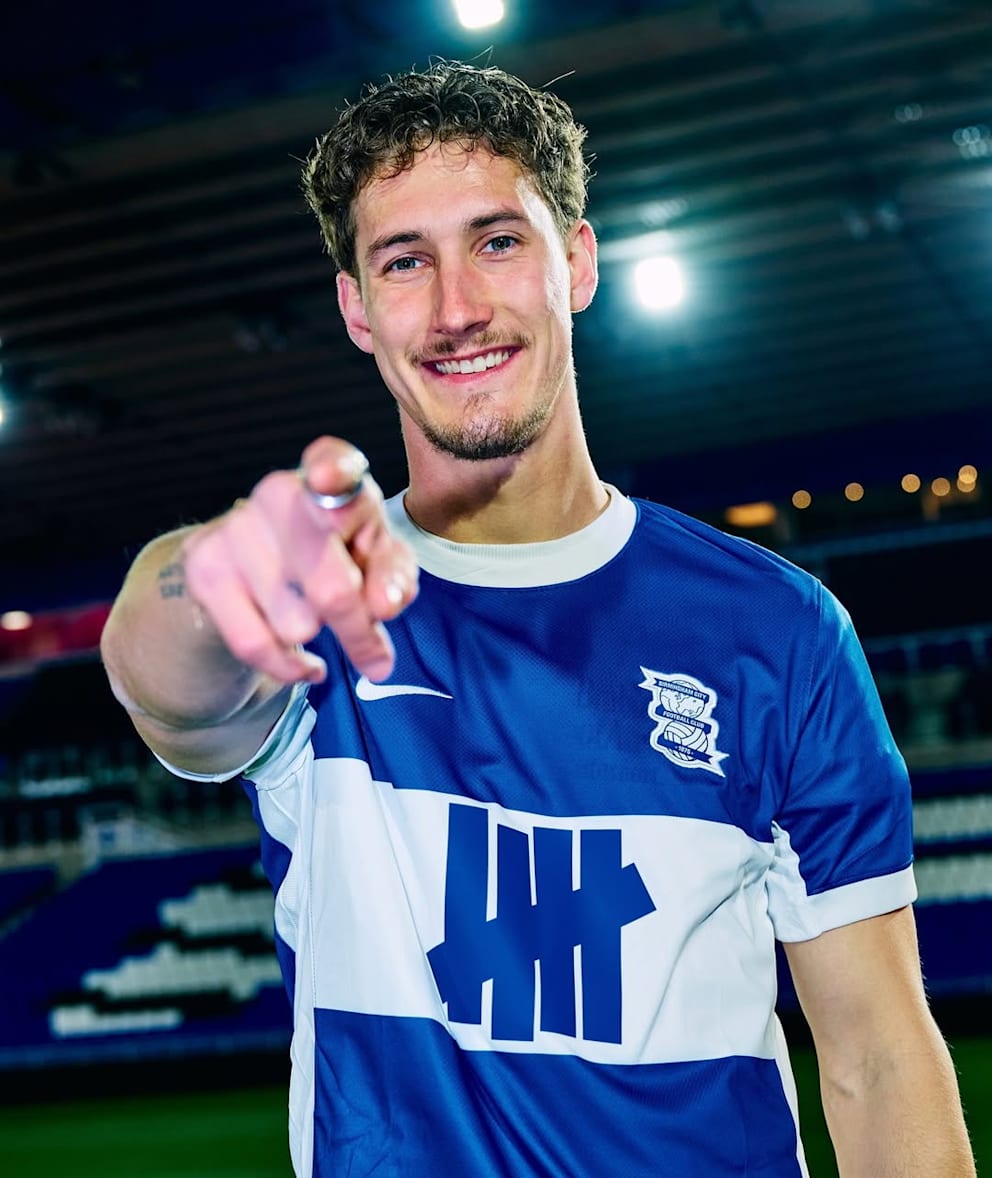 Voted the best defender in Bundesliga 2 🇩🇪 

We've got a serious centre-back in Phil Neumann. 
#bcfc