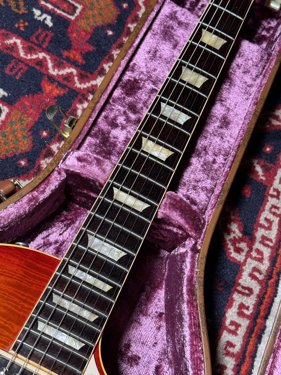 fumiwoya's tweet image. 新入荷🔥 Gibson Historic Collection 1959 Les Paul Standard Reissue BZF Washed Cherry 🔥 非常に高い人気を誇るBrazilian Fingerboardの59レスポールです!指板のハカランダは勿論、トップのフレイムも極上の1本です!
j-guitar.com/products/detai…