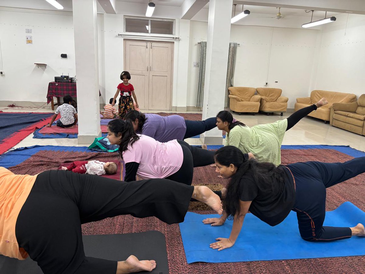 GM_OFDC_YIL's tweet photo. On the occasion of #InternationalYogDay, a Yoga camp  for group A officers family was conducted at #OFDC IB annexe on 17th June 2025."
@YantraIndiaLtd
@CmdYantra
@DefProdnIndia https://t.co/gytsJXgw3p