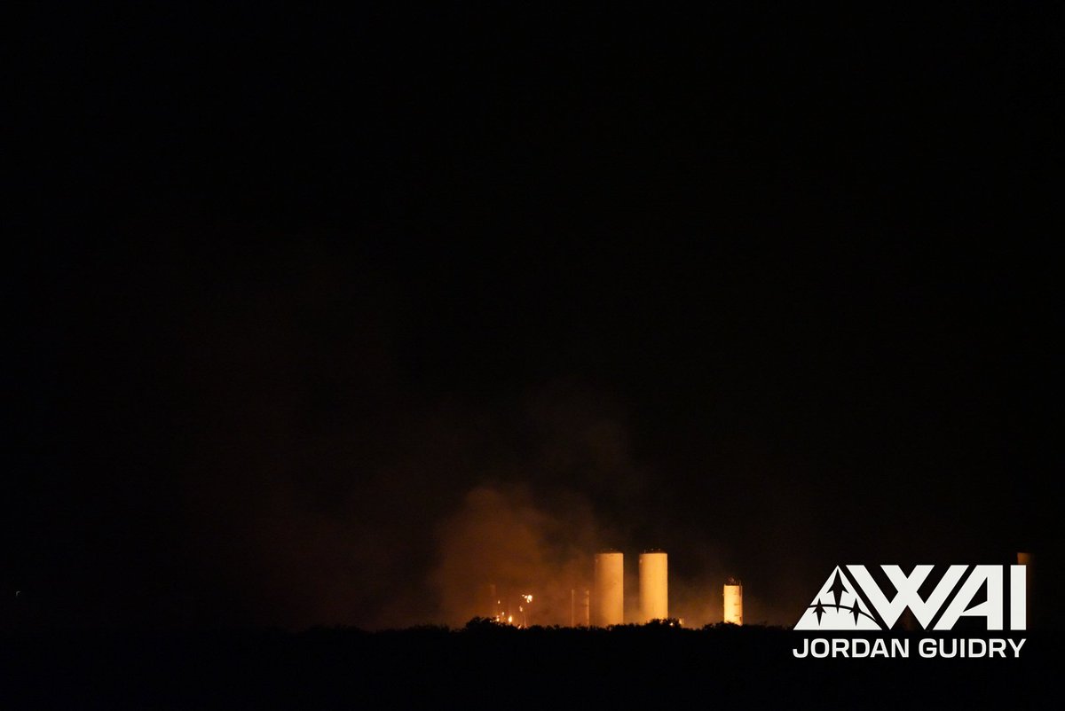 FelixSchlang's tweet image. Massey's is still on fire following an anomaly on Ship 36. 

📸: @jordanguidry6