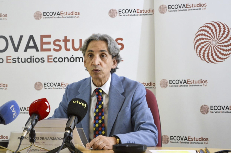 “La #economía de #CastillayLeón resiste ante la #incertidumbre internacional”, afirma el director de <a href="/EcovaEstudios/">ECOVAEstudios</a> ow.ly/GLsQ50Wbpf6 <a href="/ECOnomistaVAlor/">Economistas Valladolid, Palencia y Zamora</a> <a href="/juandemargarida/">Juan Carlos De Margarida</a>