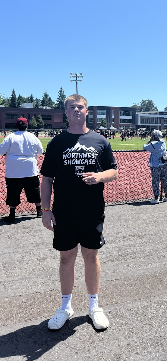 qwicklow32's tweet image. Had a great time competing yesterday at @THENWSHOWCASE! Got lots of 1v1 reps and learned a lot from some of the best coaches in the state @OAPLC @Glory2God_ @CoachLinny @WellsCaleb51
Also got to catch up @Coach_Heffler and the EWU staff!
@jhspdxfootball @B12PFootball