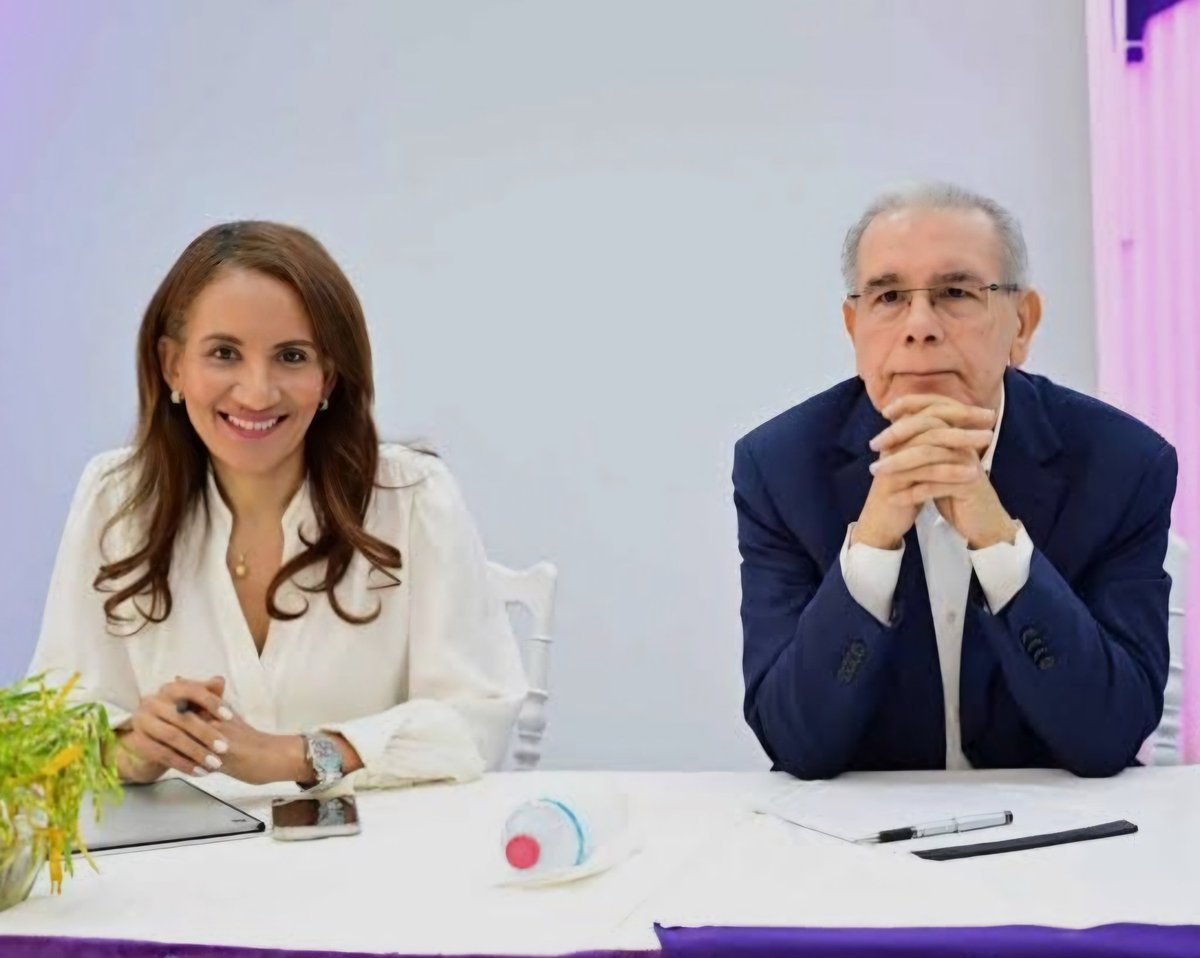 TODO ESTÁ #DECIDIDO: TODO ESTÁ #PRELIMINARMENTE PACTADO EN 1RA. VUELTA #RD2018 PUNTO <a href="/Adonaidamedina/">Adonaida Medina</a> <a href="/frcaamano/">Fernando Caamaño</a> <a href="/GuzmanFermin1/">Guzmán Fermín</a> <a href="/radhamesjimenez/">Radhames Jimenez</a> <a href="/drhsalazar/">Humberto Salazar</a> <a href="/EuclidesLaVega/">Euclides Sánchez</a> <a href="/hamletotanez/">Hamlet Otáñez</a> <a href="/ZoraimaCuello/">Zoraima Cuello</a> <a href="/robertoangel02/">Roberto Ángel Salcedo</a> <a href="/RobertoFulcar/">Roberto Fulcar</a> <a href="/peulloa/">Pablo Ulloa</a> <a href="/RafelinUribe/">Rafael Uribe</a> <a href="/NoFueGaby/">Gaby</a> <a href="/keilin_mota/">Keilin Mota</a>