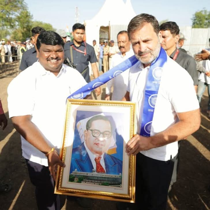 SiddharthMpyc5's tweet photo. Happy Birthday RaGa.. ❤️
राहुल गांधी जी को जन्मदिन की बहुत बहुत बधाई एवं हार्दिक शुभकामनाएं https://t.co/fainIL29Ci