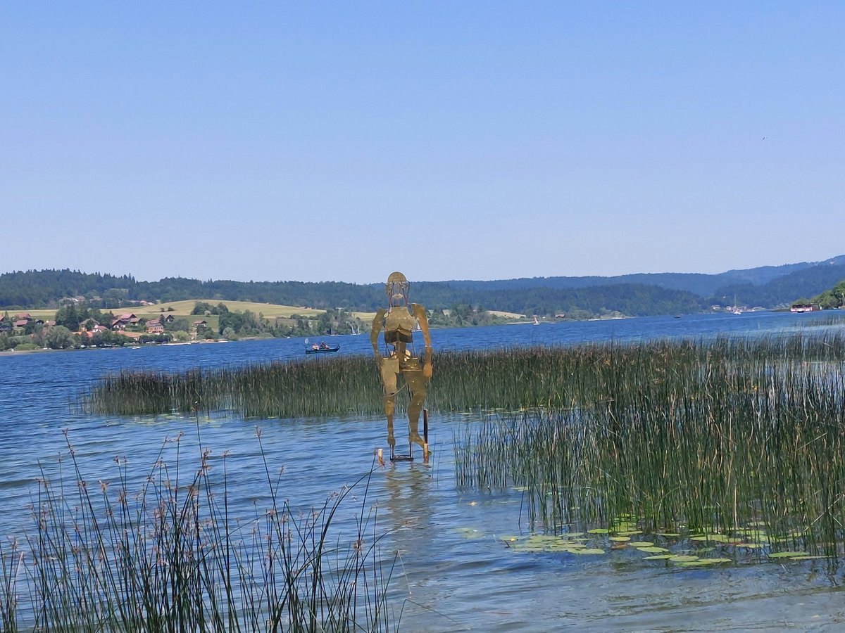 nicoukocher's tweet photo. Vu à #Malbuisson #Jura #France

Une belle balade poétique...

Sur les rives du #Lac Saint-Point une promenade artistique  éveillant la curiosité

Des artistes engagés qui interpellent, dialoguent, s’harmonisent avec la nature et l’accompagnent

https://t.co/GNermiDeUQ
#art https://t.co/N42WzHz4Ey
