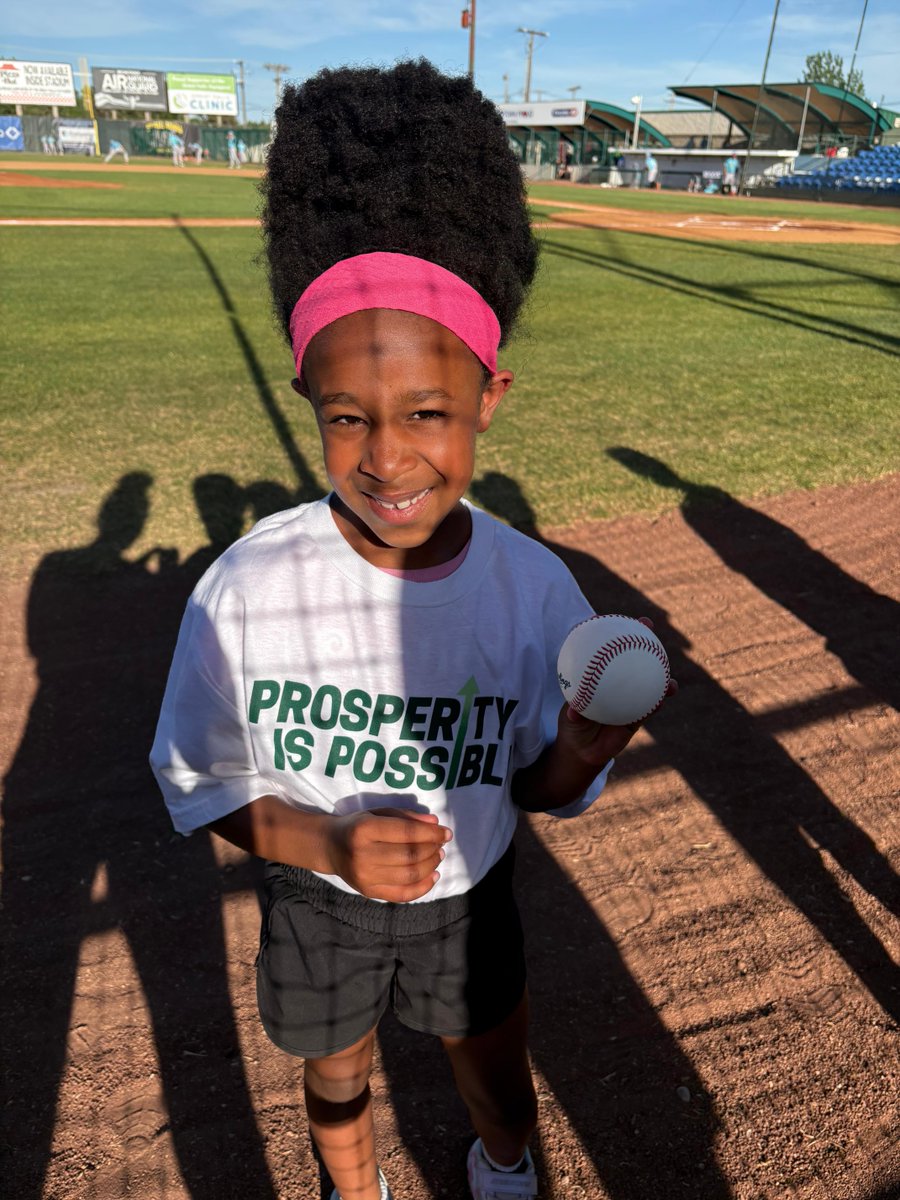 ⚾️What a night in Great Falls!
We showed out at the Voyagers baseball game talking to neighbors, answering questions, and making the case for pro-growth, pro-freedom policies.  
Montanans are ready for real results—and our volunteers are leading the charge.🙌  
#MTPol #MTNews