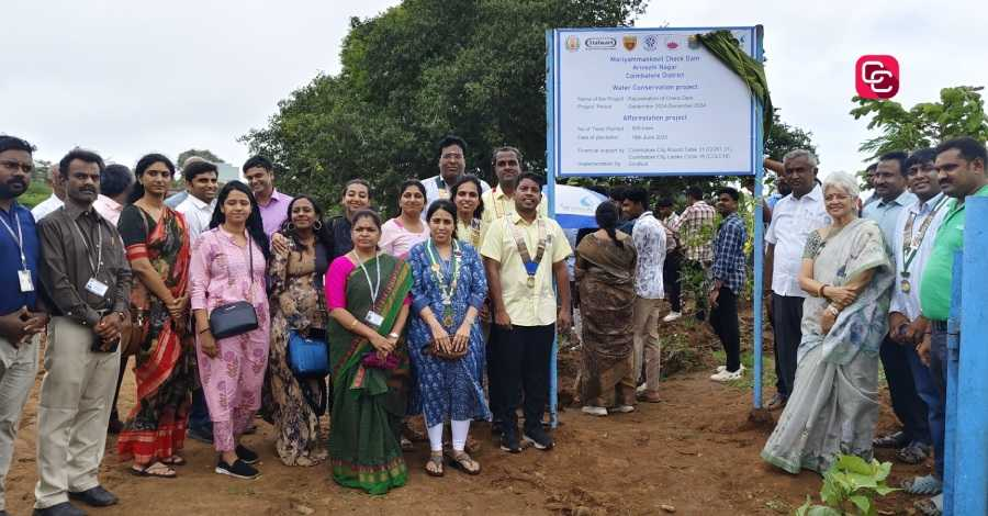 covaichronicle's tweet photo. 500 Trees planted by 500 Students in 50 Seconds around Mariamman Temple Check Dam with guidance of CCRT 31, CCLC 16
#News Link 👇
https://t.co/SPnyOQFWmJ
#ccnews #covaichronicle #coimbatoreupdates #Kovai #treeplant #NGO #roundtableindia https://t.co/5pK0pK86Dv