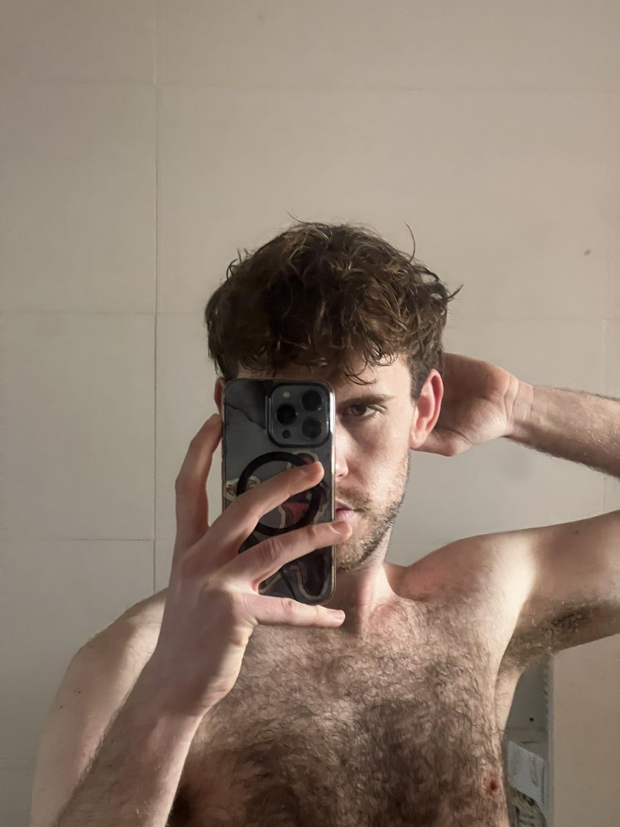 Nikkie (@stormborn_wolf) on Twitter photo 