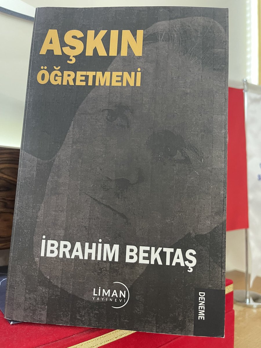 GÛNÛN SÖZÛ . . !
Sağlığında kalbi bir ÂŞK mektebi gibi olanların öldüğünde de kabri bir ÂŞK mektebi gibidir . . . 
İbrahim BEKTAŞ