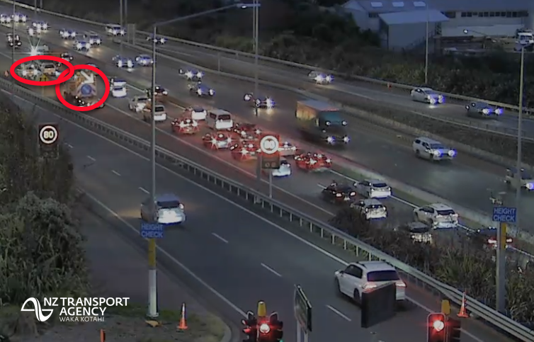 nztaaklnth's tweet photo. SH20 SOUTHWESTERN MWY - 5:30PM
Due to a crash blocking the left westbound lane after Maioro St on-ramp, delays are expected on #SH20. Pass with care and expect delays until cleared. ^ND https://t.co/A4vXzbD25U
