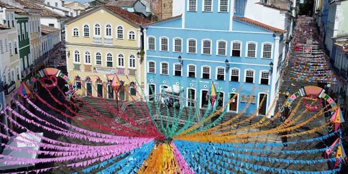 VoadoraCultural's tweet photo. Salvador recebe Rota Gastronômica Sabores do Interior durante São João
https://t.co/yrBPgEfjyj
#DURANTE #GASTRONôMICA #INTERIOR #JOãO #RECEBE #ROTA #SABORES #SALVADOR #SãO https://t.co/1bHbgOgB3M