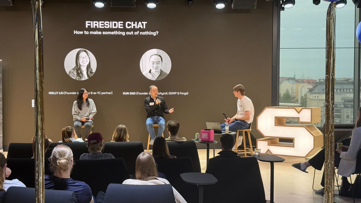SlushHQ's tweet image. How to make something out of nothing?
To find an answer, we hosted a relaxed rooftop gathering for early-stage founders, operators, and friends from the Helsinki scene together with @WaveVentures and @supercell.
The night's highlight was a fireside chat on what it really takes…