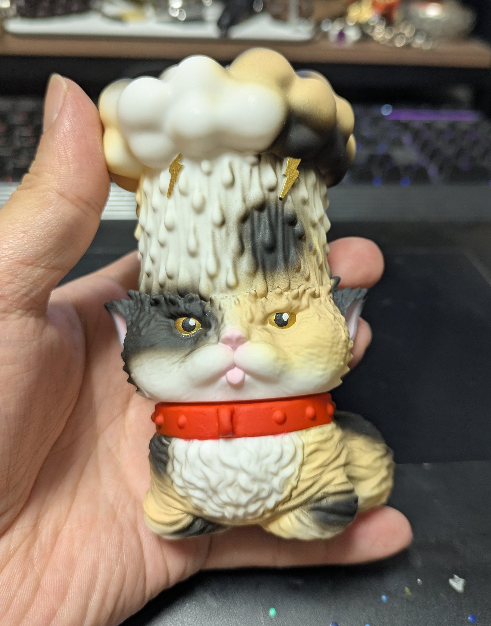 もうこやま 術後どしゃぶり三毛猫 (魚泥棒) ソフビ - メルカリ