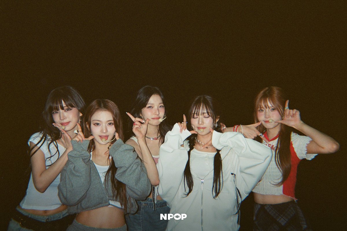 NPOP_OFFICIAL's tweet photo. '여름'이었다...
'프미나'왔다...
𝐒𝐮𝐦𝐦𝐞𝐫 𝐰𝐢𝐭𝐡 𝐟𝐫𝐨𝐦𝐢𝐬_𝟗

𝗡𝗣𝗢𝗣 𝗟𝗜𝗠𝗜𝗧𝗘𝗗 𝗘𝗗𝗜𝗧𝗜𝗢𝗡 - 𝗦𝗜𝗗𝗘 𝗕

fromis_9의 SIDE B 무대는
𝟲/𝟮𝟳 𝗙𝗥𝗜 𝟴𝗣𝗠 (𝗞𝗦𝗧), NPOP YouTube 에서!

#fromis_9 #프로미스나인
#LIKE_YOU_BETTER #From_Our_20s
@realfromis_9 https://t.co/ssDZ3Wthpe