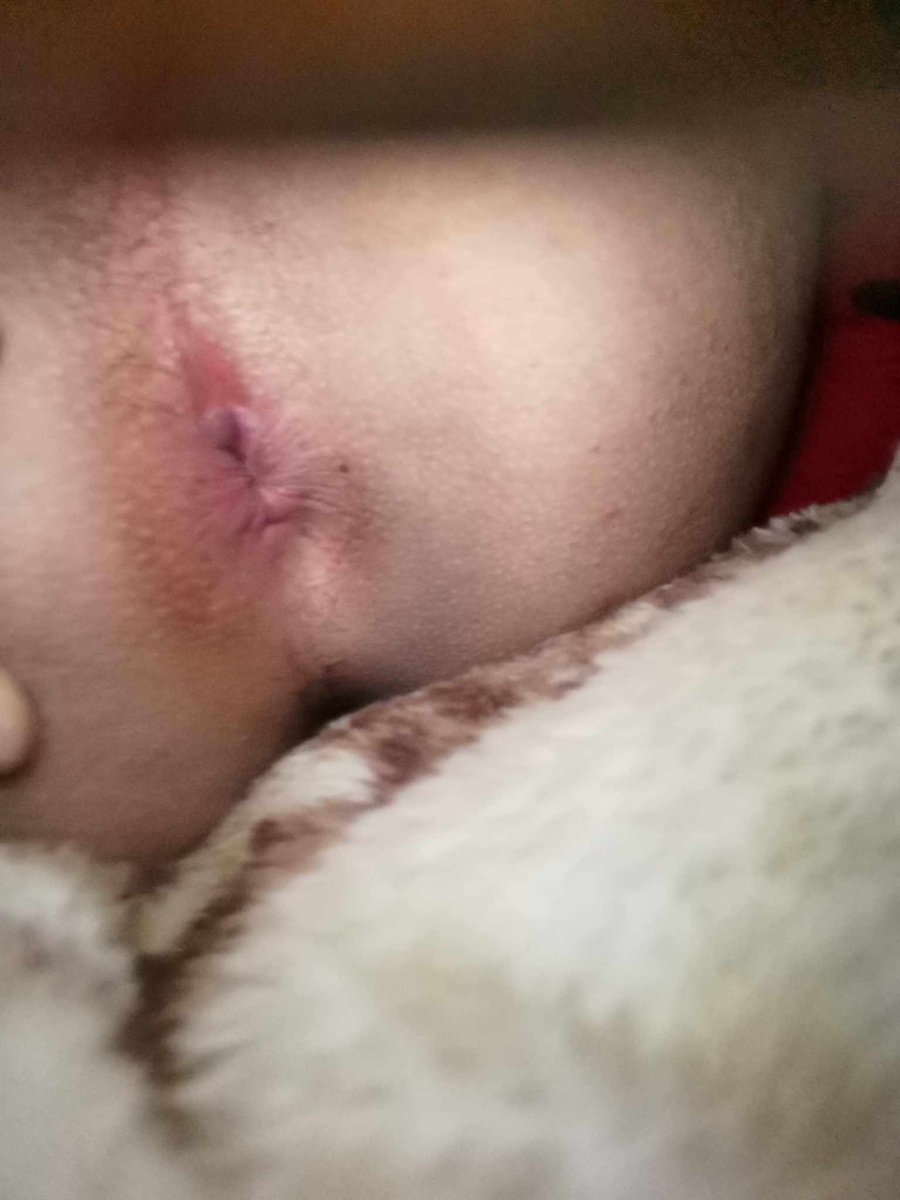 سالب 16سنة نحب شخص يسبني و يقبل طلباتي 🥰