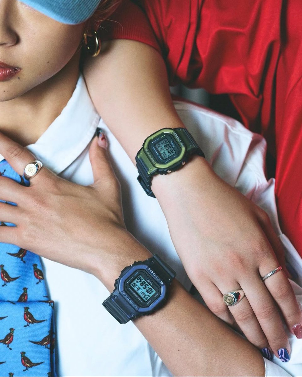 APPLE__SUMMER's tweet photo. 러쉬볼 G-Shock 시계 광고 사진 레전드
쿄카 목 위에 마이카 손, 반쯤 가려진 쿄카 얼굴
감다살 정도가 아니라 하룰라라 갈 것 같음 미쳤어 https://t.co/HmI1pdJLRS