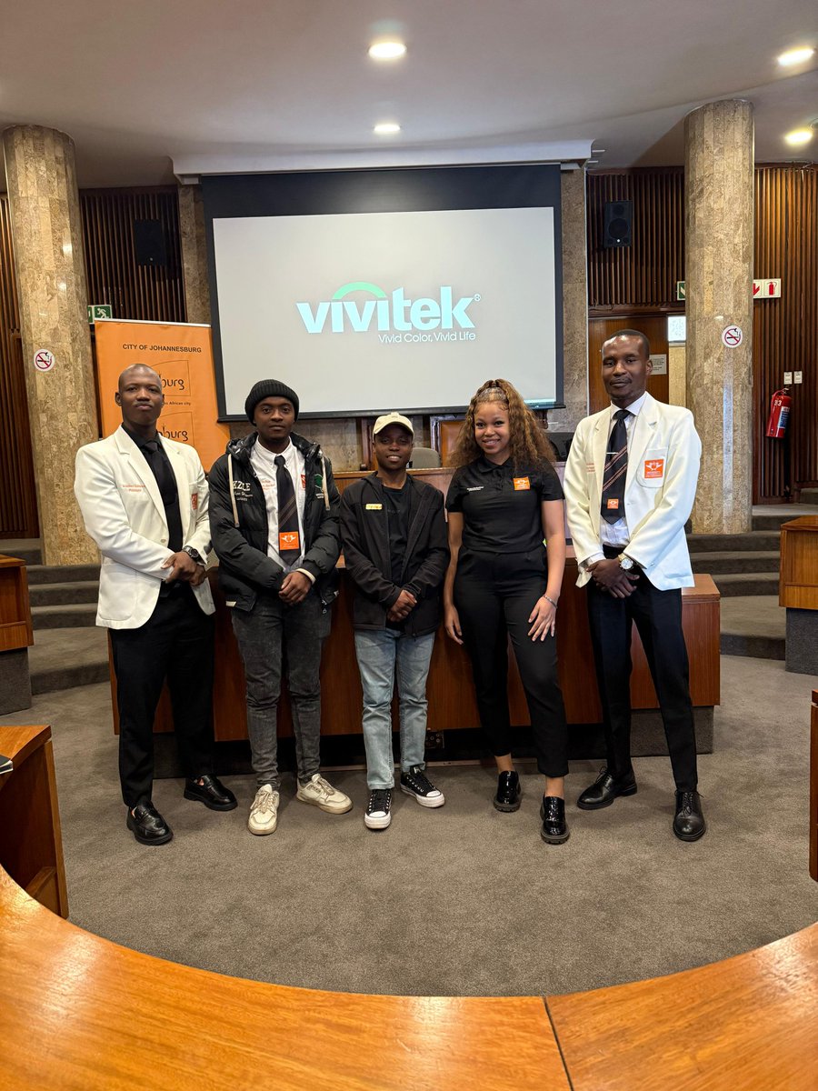 UJSRC2024's tweet photo. The UJ SRC attended the City of Joburg Region C debriefing session to support the planning of the upcoming Career Expo Bootcamp.
As part of UJ’s values of inclusivity and impact, we’re proud to help empower high school learners and the community
#UJSRC #CareerExpo25 #UJImpact https://t.co/8ae9OSRJLv