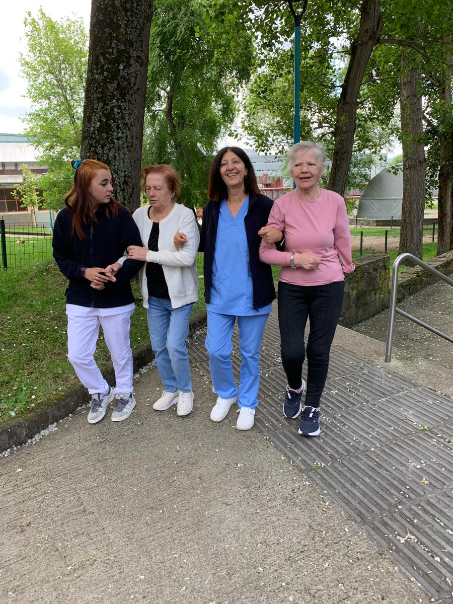 En los días en que las temperaturas lo permiten es fundamental pasar un rato al aire libre y mantenerse activos
Nuestros usuarios de Petunias así lo practicaban en días atrás