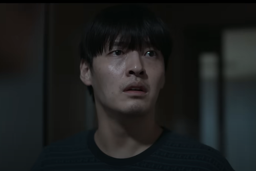 WATCH: #KangHaNeul Moves Into His New Apartment Where Misfortune Begins In New Film "#WallToWall" Teaser
soompi.com/article/175356…