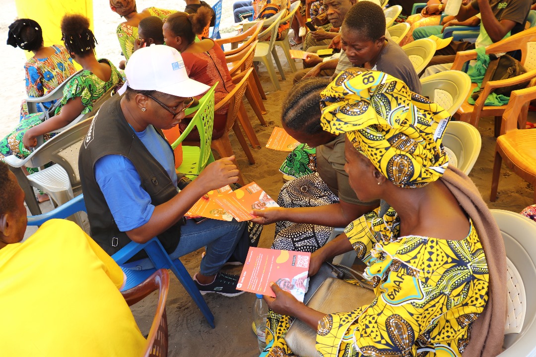 UNESCOBrazza's tweet photo. Prévenir, c’est se protéger !
À Gamboma, les jeunes et acteurs de santé se sont mobilisés autour de la prévention du VIH/SIDA et des IST :
💬 Abstinence, dépistage, préservatif
📱 Outils numériques éducatifs (Hello Ado, Tchatbot et IVR)
#ProgrammeO3 #PréventionVIH #HelloAdo https://t.co/p6aJLn2wuC