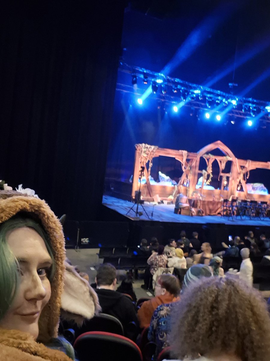 flickangel's tweet photo. @VoiceOfOBrien So excited! #CRDownUnder https://t.co/N6Ug8qKTDK