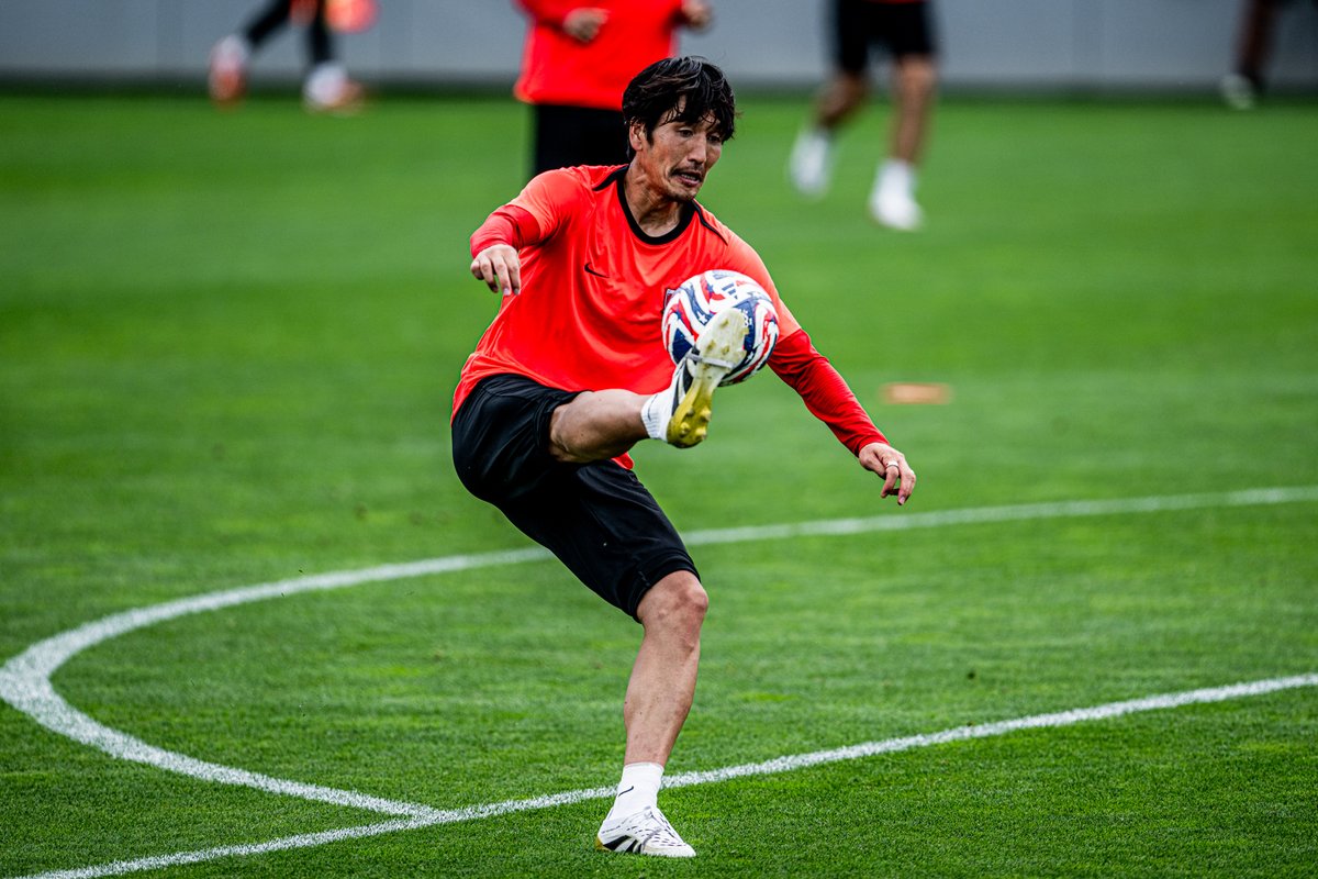 URAWA RED DIAMONDS サッカーウェア XL 青 新品】Urawa Red Diamonds 1997 Away【XL】 | TOKYO FOOTBALL