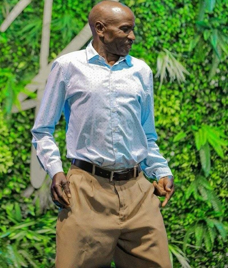 thekingsmanUG's tweet photo. Buying cassava and all sticks are soft, underrated joy🤣 https://t.co/a2dnP6T5FL