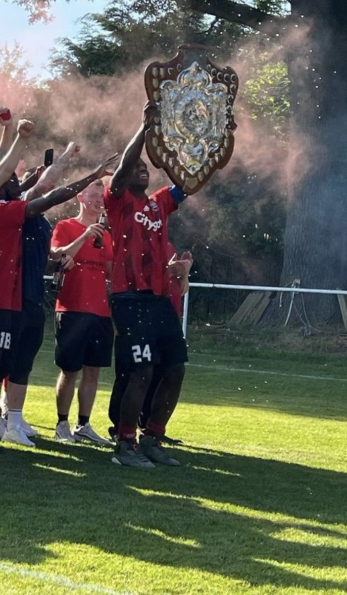 Happy birthday today to belstone ex skipper TEE 
🔴⚫️⚽️