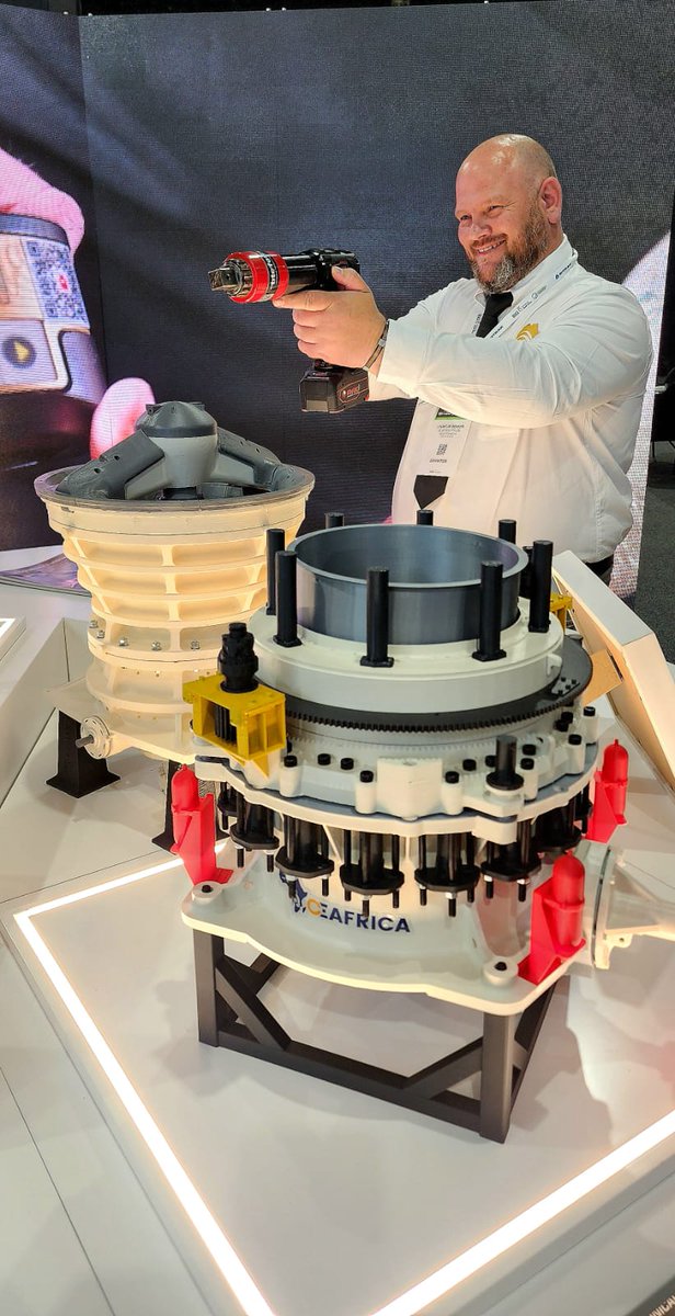 ceafricaptyltd's tweet photo. Designed for Africa. Built by Experts. Delivered with Precision.

At CE AFRICA®(Pty) Ltd, We Don’t Just Sell Crusher Equipment - We Engineer The Future.

#ceafricaptyltd #ceafrica https://t.co/40w5gQBurm