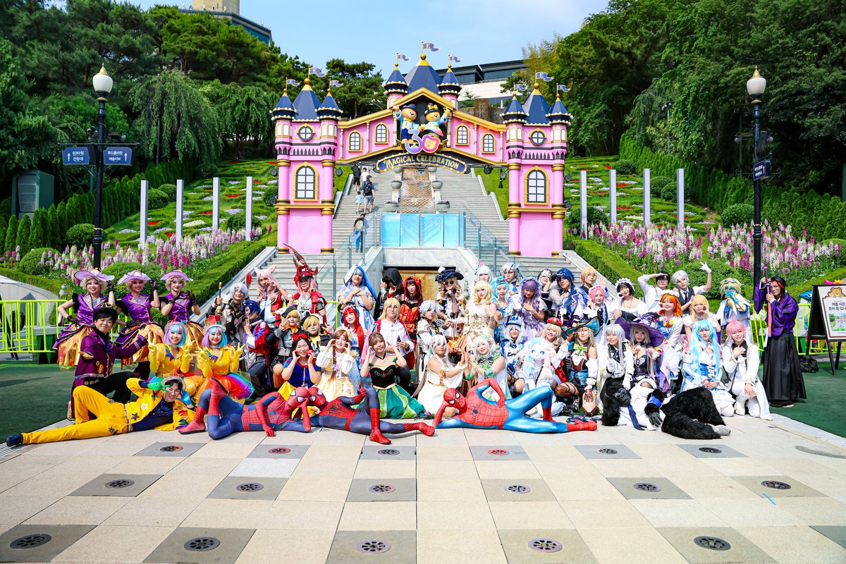 나의 기여운 트친들아

#이월드 #이월드코스믹파티 #이코파
2회차 3회차가 동시 확정되면 어떨 것 같아?

네 실제 상황이에요
오늘도 헤븐님은 #코모다치 랑 행사 계획을 시작하는 중...❣️

#RT + #팔로우 >>
#인용알티 로 행사 유치기원>>

이코파 무료 입장권 각각 한 분씩 드리겠습니다❣️