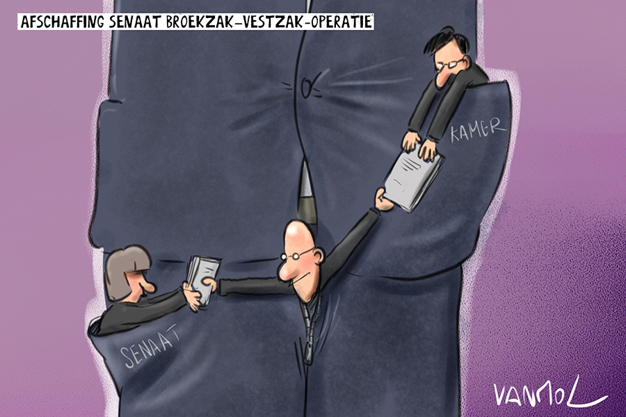 Vanmoltoons's tweet photo. #senaat #kamer #broekzakvestzak #postjes #politiek @DoorbraakBe https://t.co/pBJOLBLOvS