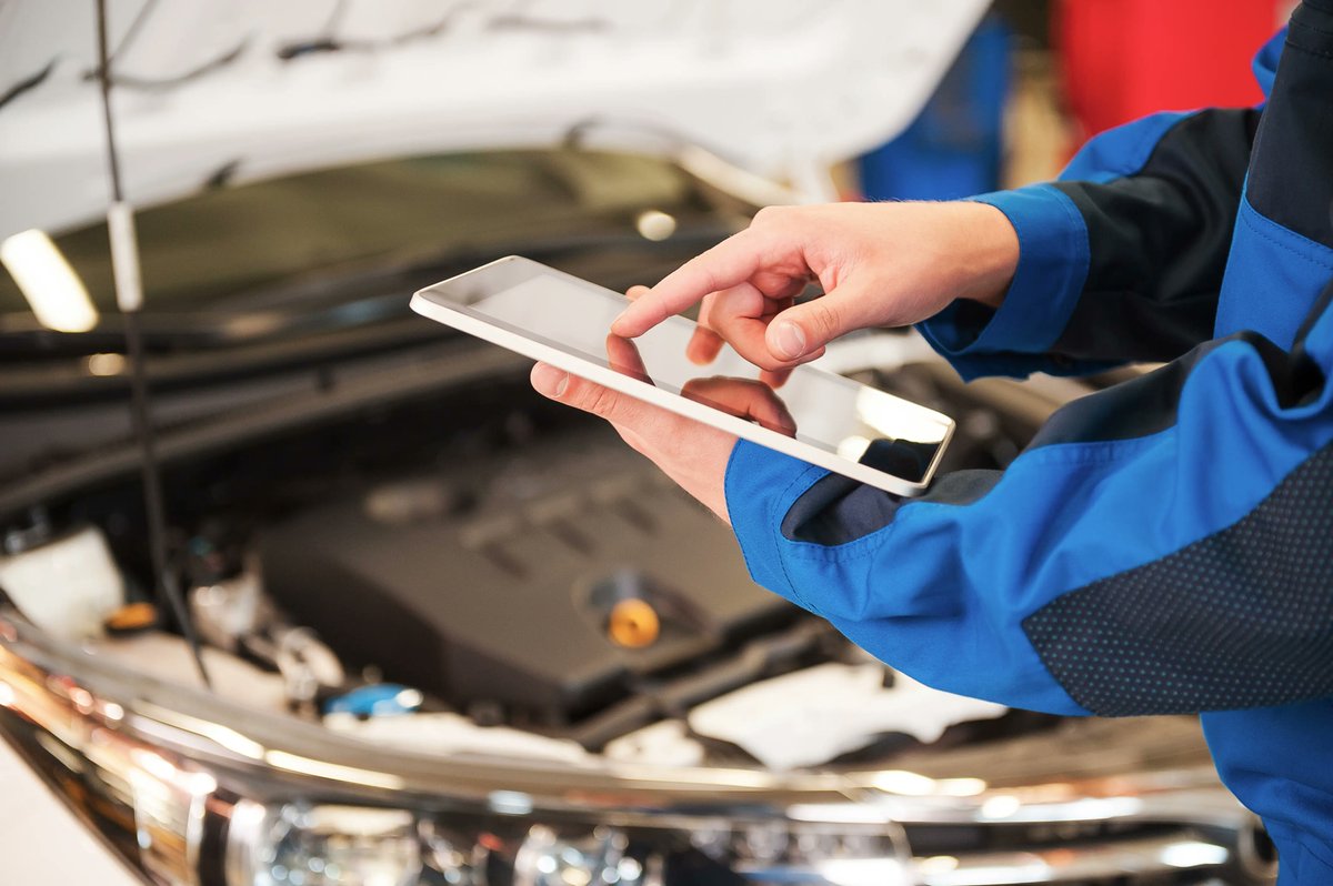 Digital checks cut downtime and catch faults early. See how a vehicle check app helps fleets stay road-ready, safe, and efficient—one inspection at a time. 

Know more: zurl.co/xJkJ7

#Prolius #FleetManagement #FleetInspections #VehicleCheckApp
