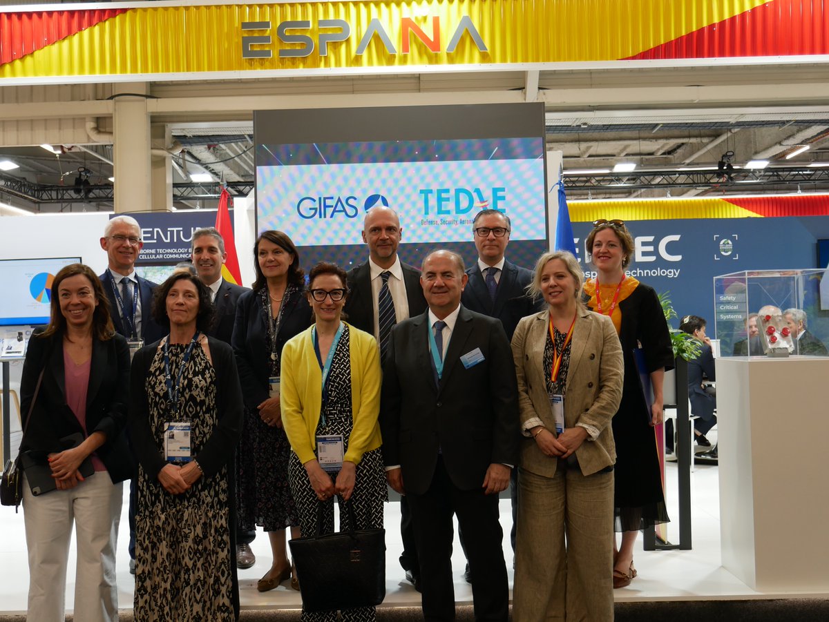 🤝 En <a href="/parisairshow/">Paris Air Show</a>, hemos firmado un MoU con <a href="/GifasOfficiel/">GIFAS</a> para reforzar la cooperación industrial entre Francia y España.

Un paso firme hacia una Europa más resiliente, soberana y unida, con la innovación aeroespacial y de defensa como motor común