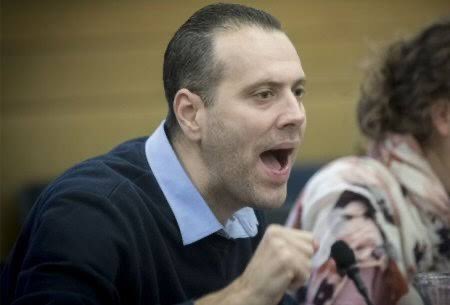 🗣️ İsrail Spor Bakanı Miki Zohar:

"Ancak yeryüzünün en aşağılık insanları hastane yataklarında yatan sivillere füze atabilir."