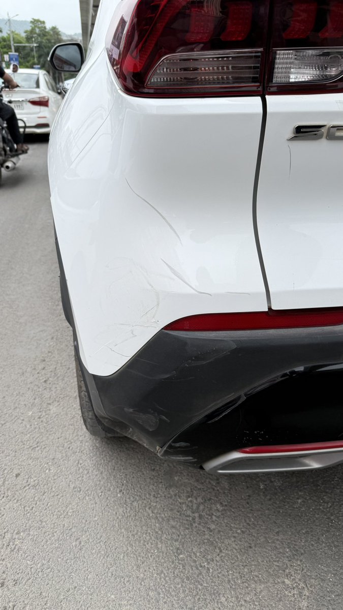 khalidbagwan's tweet photo. A woman collided with my car and fled the scene without discussing any details. When I requested her insurance information for a third-party claim, I discovered that she did not have a valid insurance policy. 
Her bike no: MH14KV9648
What action should be taken?
 @PuneCityTraffic https://t.co/9Ri3bjMKHS