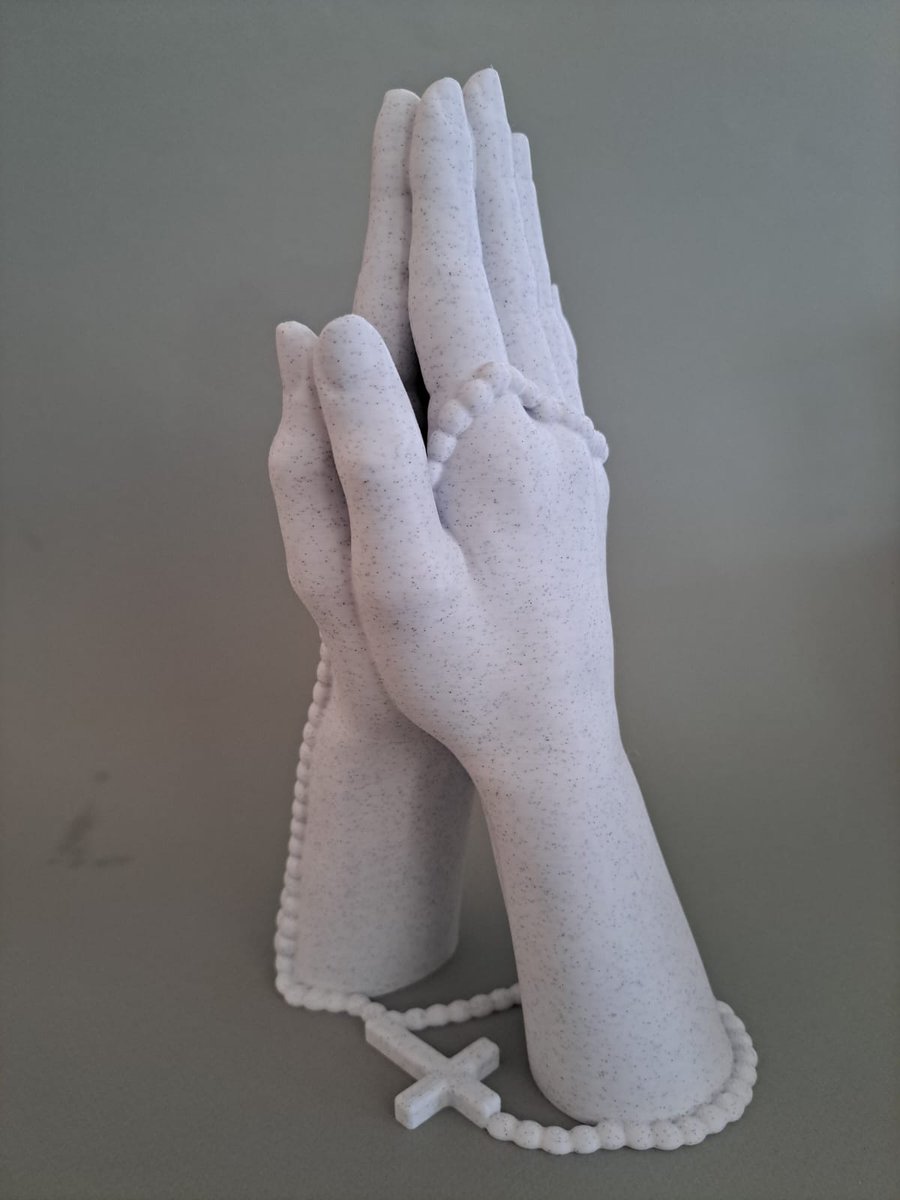 Guns3dprinting's tweet photo. 3D DECOR TWO HANDS PRAYING WITH CROSS DETAIL IN MARBLE COLOUR

#3D #3DPRINTING #3DPRINT #3DART #3DDESIGN #3DANIMATION

📐 DIMENSIONS : X = 15,4 CM / Y =10 CM / Z = 25 CM
⏲️ PRINT TIME : 6 HOURS
⚫ FILAMENT : FILAMENT CREALITY PLA MARBLE
🚅 PRINT SPEED : 80 mm/s https://t.co/85AEsfirz5