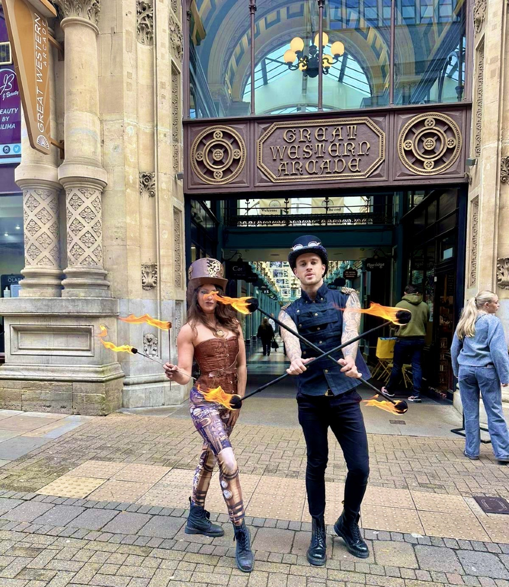 ☀️ Birmingham's sizzling at 29°C! Escape the heat at Great Western Arcade. Cool vibes, Victorian charm, and a perfect city center retreat await! 😎 #HotInTheCity #BirminghamHeatwave #CoolDownInStyle #GreatWesternArcade #ShopLocalBrum