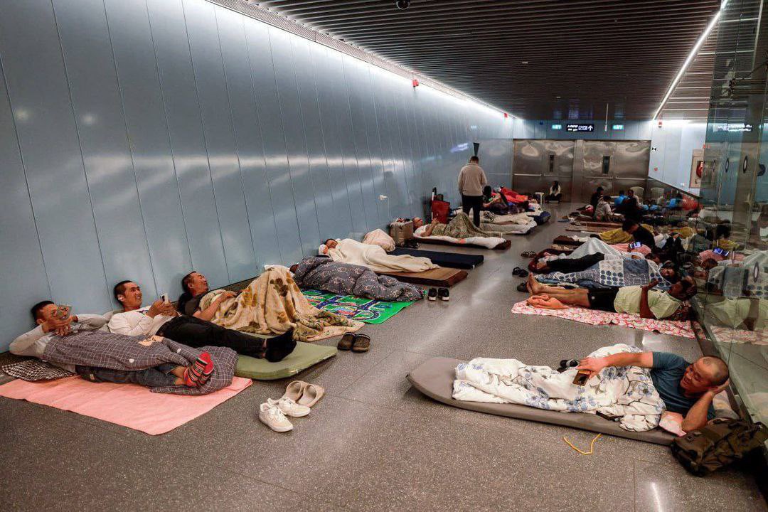 The settlers of the Zionist entity sleep daily in subways and shelters out of fear of Iranian missiles.
#TNT_360