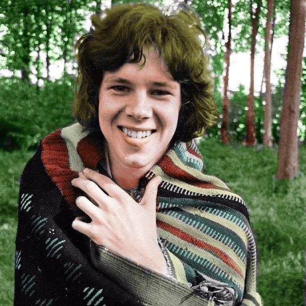 kennylanglea's tweet image. Remembering Nick Drake. Born this day in 1948 in Rangoon, Burma. He released the albums, Five Leaves Left, Bryter Layter and Pink Moon. None of them sold more than 5,000 copies on initial release. But have since become critically acclaimed and much loved #NickDrake 🎂🥀