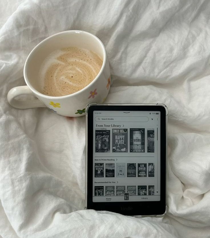 libripdff's tweet image. #booktwt: qual è il vostro villain preferito dei libri? 
🦋

**ricordo che il canale è sempre aperto per acquistare libri in formato pdf**