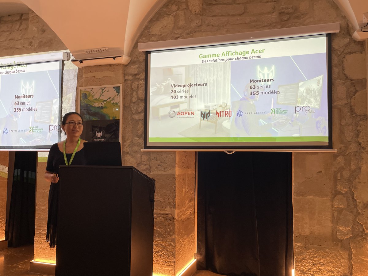 pascalparole's tweet photo. Le #PerfectVisualDay, point presse post #Computex d’@AcerFrance animé par Karim Ouahioune, directeur marketing et Chen Ling, chef produit Moniteurs et Vidéoprojecteurs #AcerDisplay https://t.co/IFA281o0sA