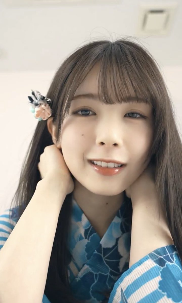 浴衣のあやめお嬢様　#お嬢様としつじ

◯：脱いだお洋服は私が…

あ：◯◯？
◯：はい…

あ：下着は盗まないでね？笑
◯：も、もちろ…ん？

◯：ということは…
◯：ノーブラ！？
あ：そんなわけ…

◯：あっ！指が勝手に！！

（ぷにっ♡）

あ：…違うから

お嬢様の生乳に夏の気配を感じます。